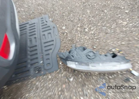 2020 Chevrolet Trax Fwd Lt z USA, uszkodzony, nr VIN 3GNCJLSB5LL184716